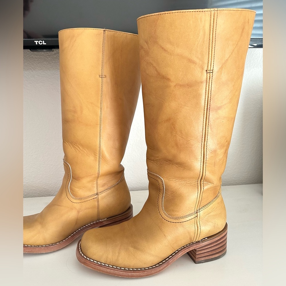 Frye CAMPUS 14L WIDE CALF BANANA 🍌